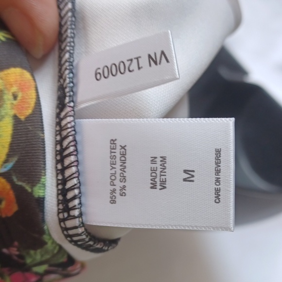 7th Avenue Design Studio Top Women Med, Floral Sleeveless Blouse Zip Closure - Picture 7 of 8